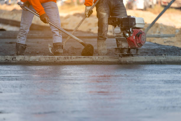 Best Concrete Patio Contractor  in Larned, KS